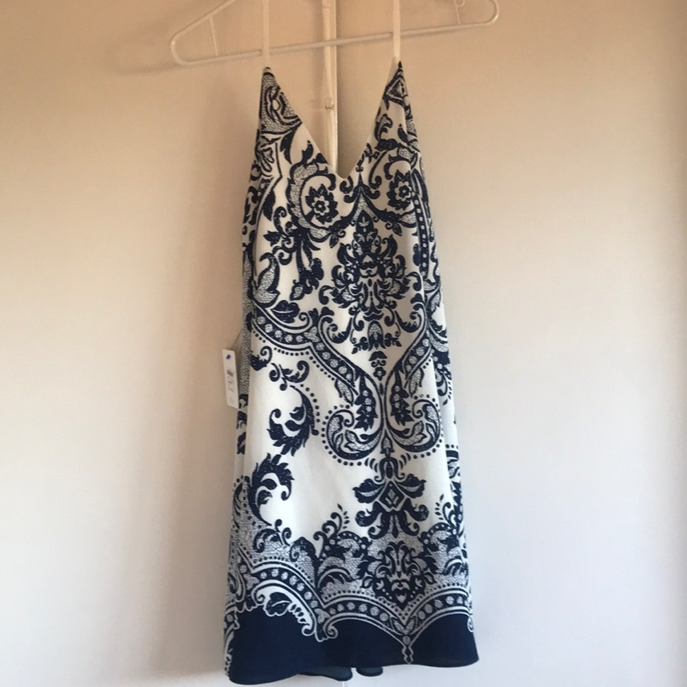 NWT Embrace navy & white damask print dress
